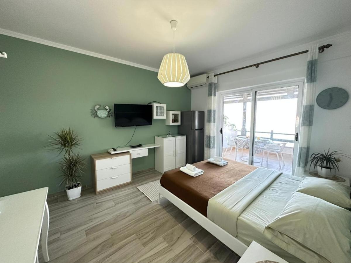 Sofia'S Holiday Apartment Vlorë Екстериор снимка