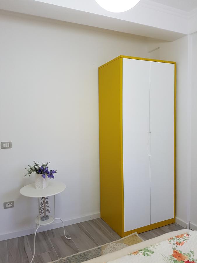 Sofia'S Holiday Apartment Vlorë Екстериор снимка