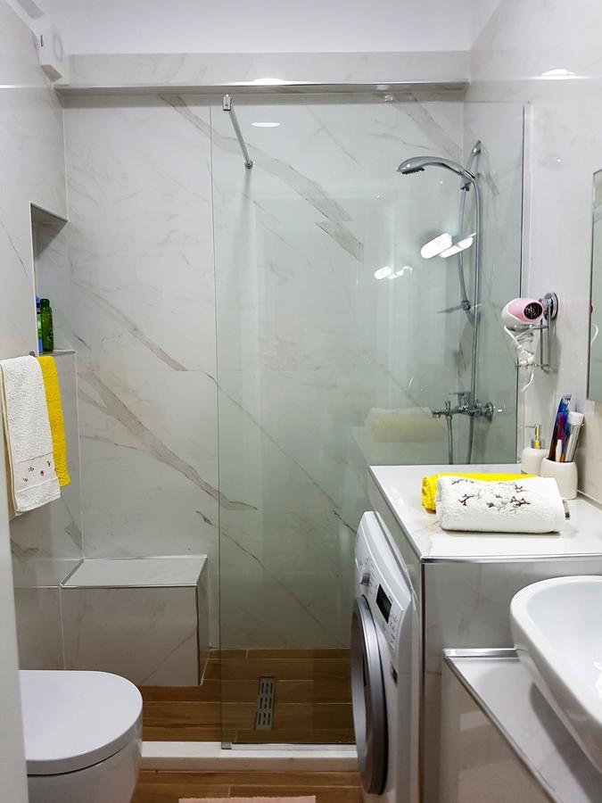 Sofia'S Holiday Apartment Vlorë Екстериор снимка