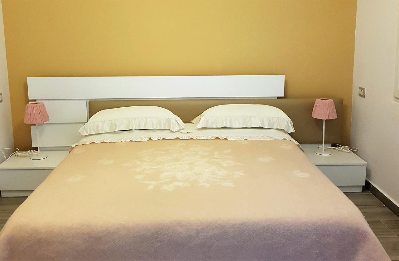 Sofia'S Holiday Apartment Vlorë Екстериор снимка