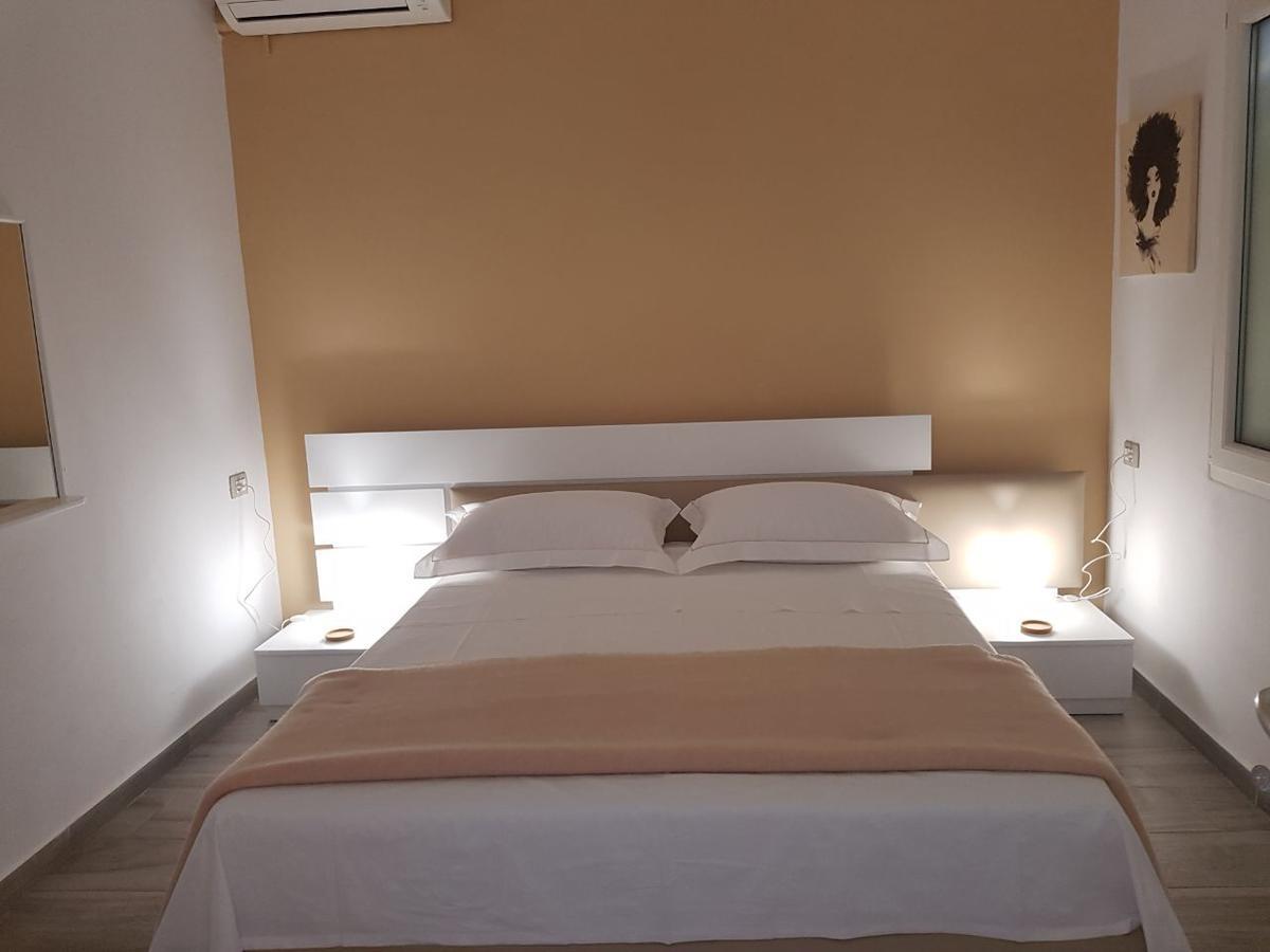 Sofia'S Holiday Apartment Vlorë Екстериор снимка