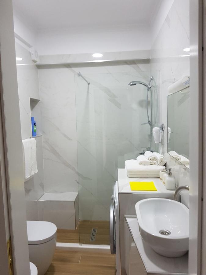 Sofia'S Holiday Apartment Vlorë Екстериор снимка